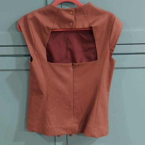 Tailored top - Picture 2 of 2